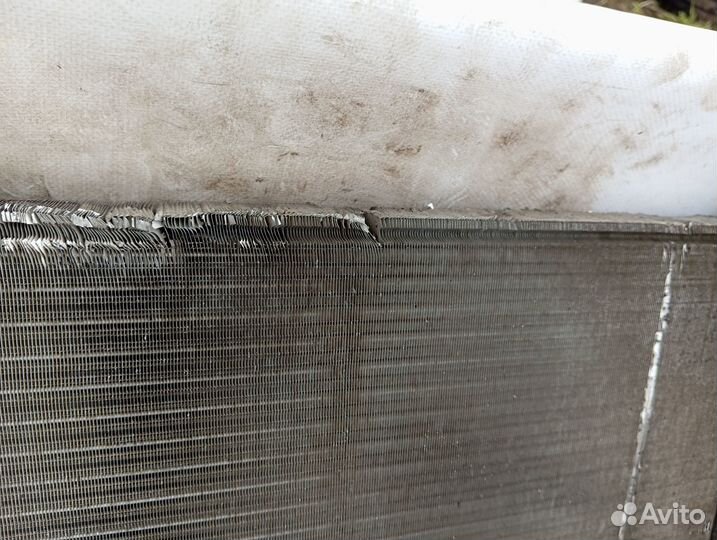 Радиатор охлаждения Renault Megane 2