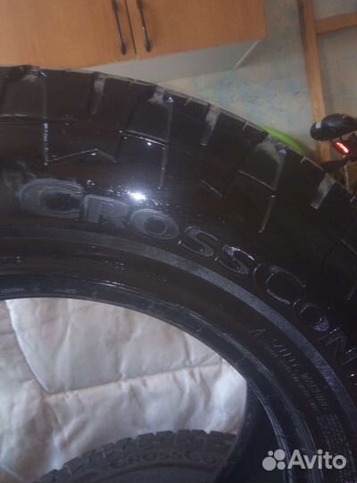 Continental ContiCrossContact AT 235/70 R16