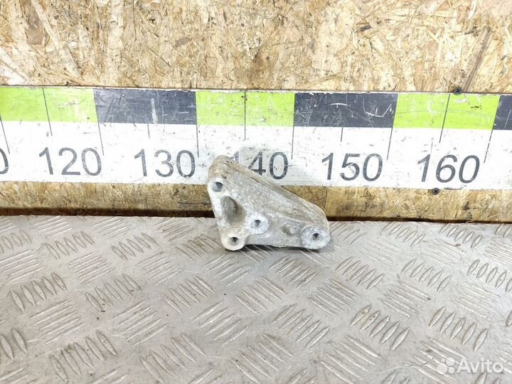 Кронштейн генератора Lexus Rx 1998 2003