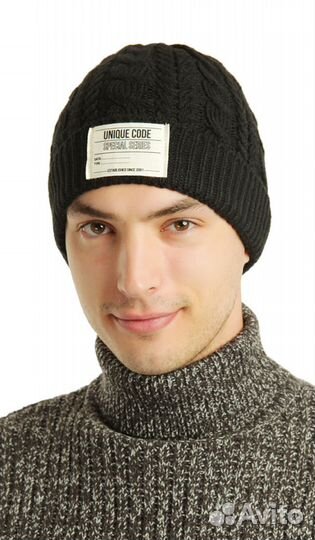 Шапка новая,от 14 лет И старше