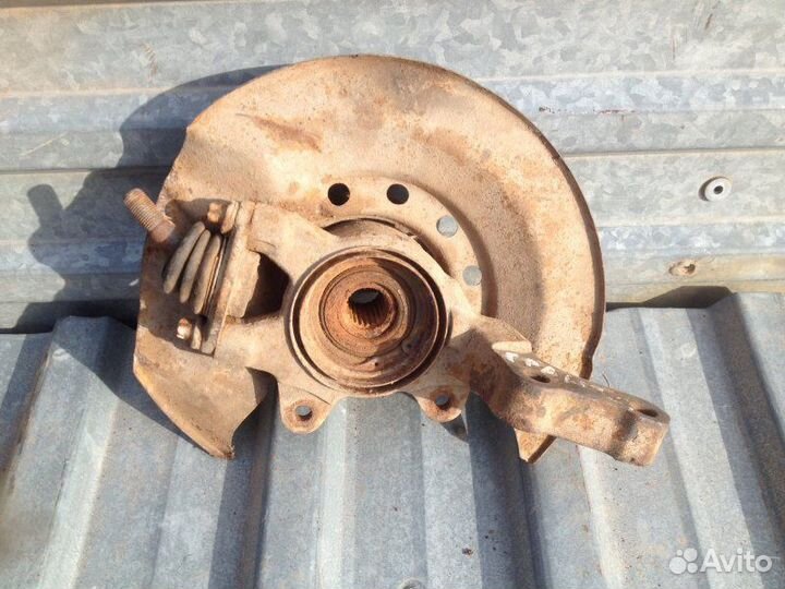 Кулак поворотный передний левый LADA Granta 2191