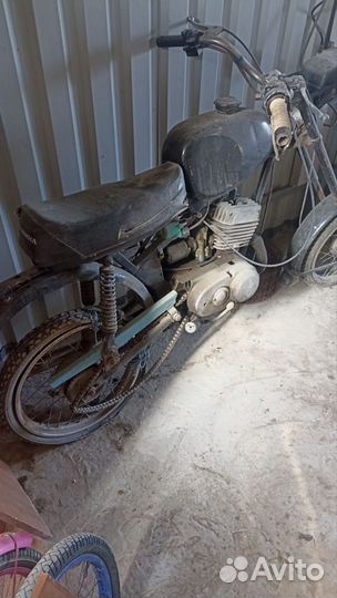 Продаю мопед