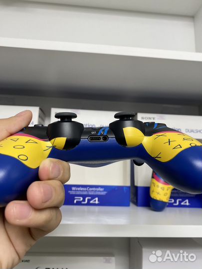 Джойстики на playstation 4 от FIFA