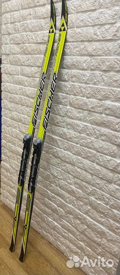 Беговые лыжи