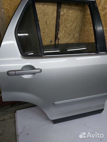 Дверь задняя правая honda CR-V 2005год