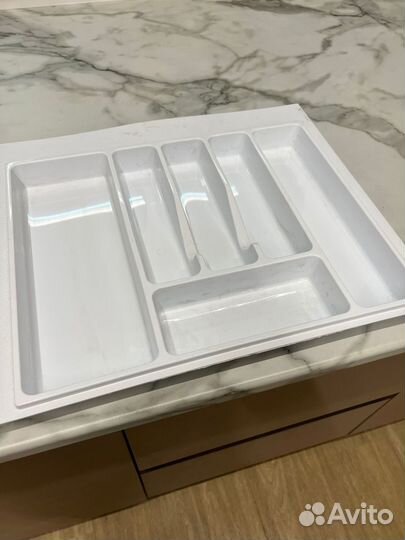 Лоток для столовых приборов