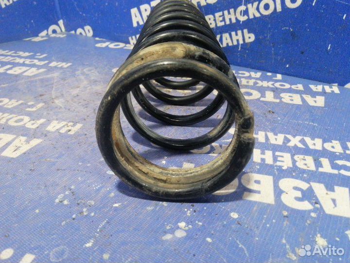 Задняя пружина Ford Focus 1 седан 2003