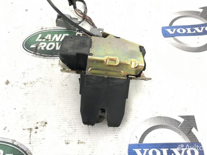 Замок крышки багажника Volvo S60 2000-2009