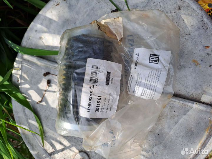 Пыльник на рулевую тягу bmw