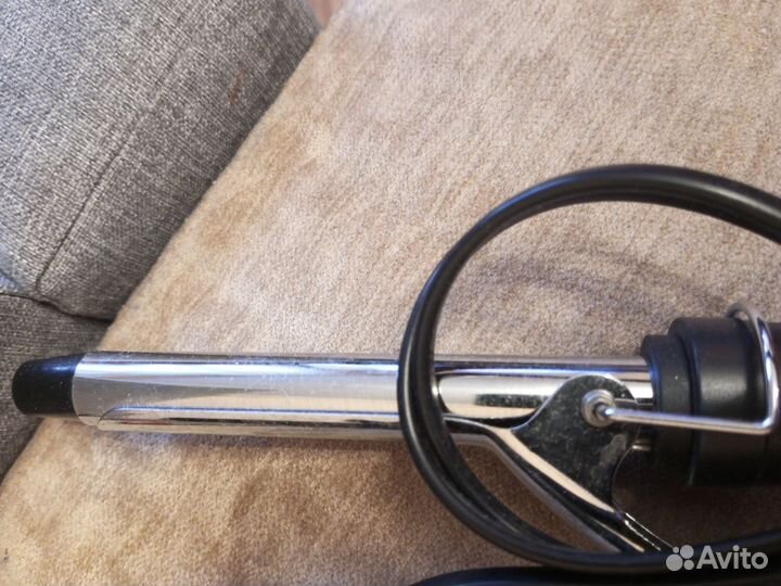 Плойка для волос и утюжок