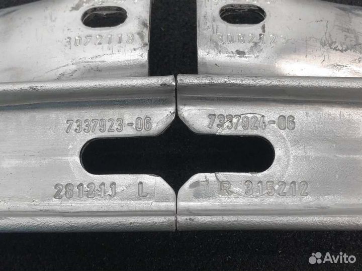 Распорка стоек правая Bmw X5 G05 B57D30B 2022