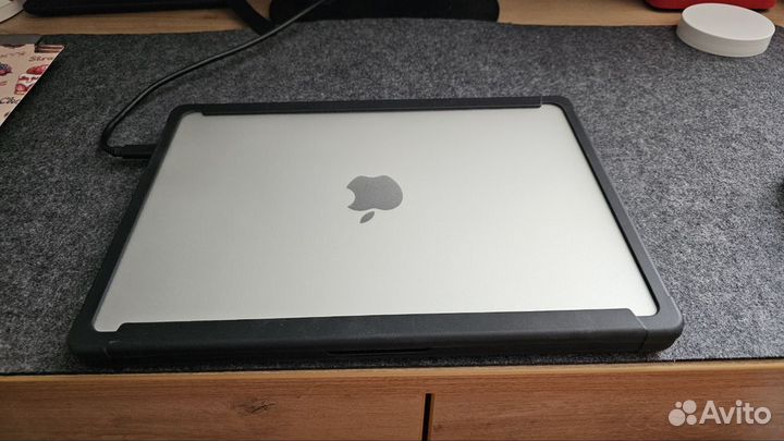 Apple MacBook Pro 14 m3 8/512