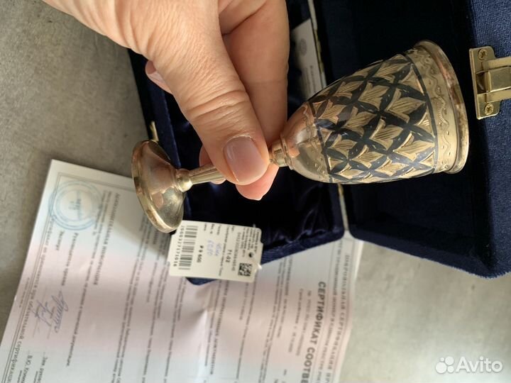 Серебряные рюмки