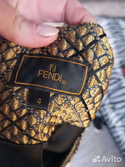 Тренч fendi 44 размер