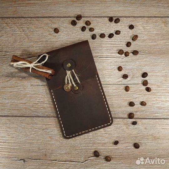 Чехол для телефона кожаный. Ручная работа