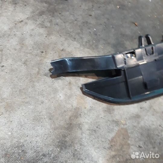 Дополнительный стоп-сигнал Опель Вектра Б универса