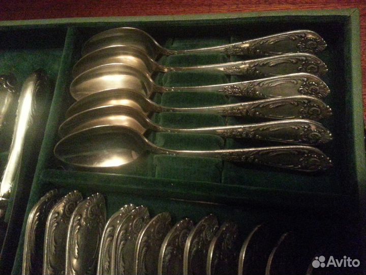 Набор столового серебра 