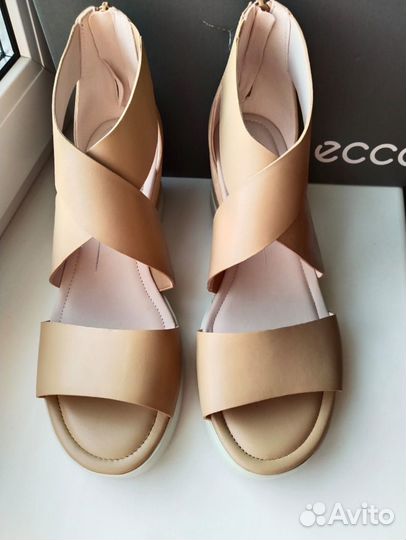 38/39/40 Босоножки Ecco Shape Wedge Plateau Sandal