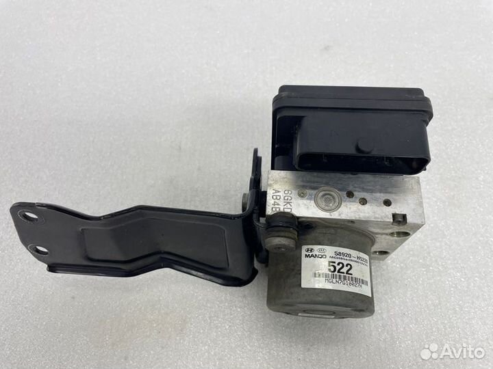 Блок ABS Kia Rio 4 G4FG 2019