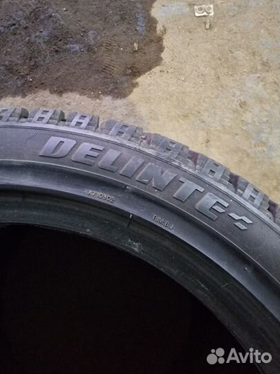 Delinte WD42 235/45 R18 98T