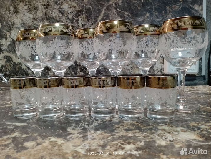 Набор бокалов и стопок (фужеры)