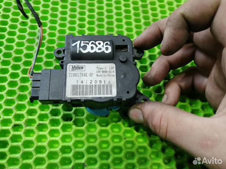 Моторчик заслонки отопителя Renault Megane 3