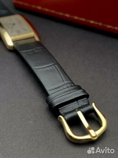 Золотые Cartier Tank Americaine 41 mm