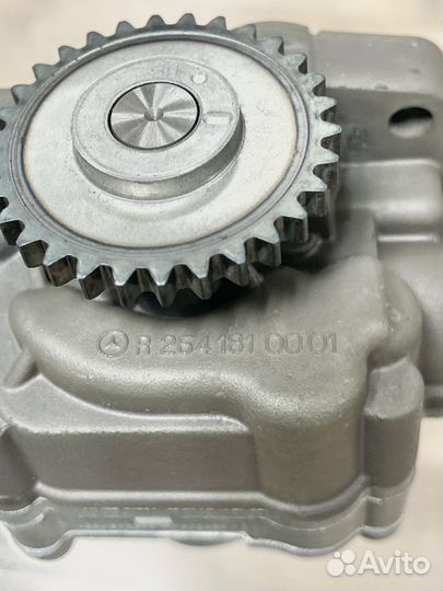 Масляный насос Mercedes M264 оригинал