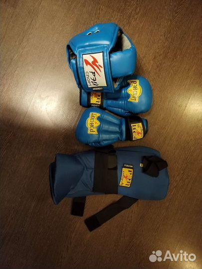 Боксерские перчатки детские