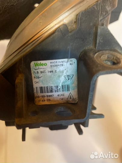 Птф передний правый Volkswagen Touareg 2003-2010