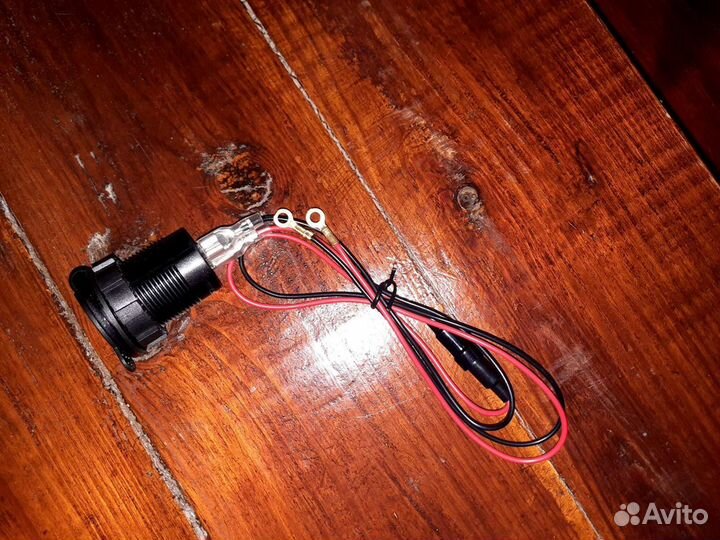 Автомобильное зарядное устройство (азу) USB 5V-2.1