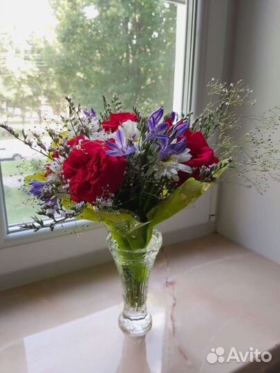 Аккуратная вазочка