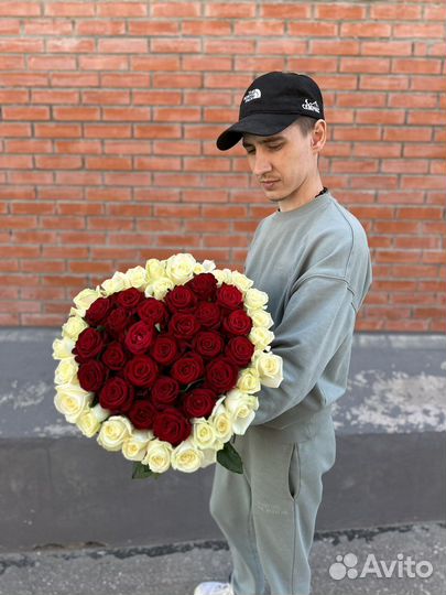 51 роза букет роз. Голландская роза сердце