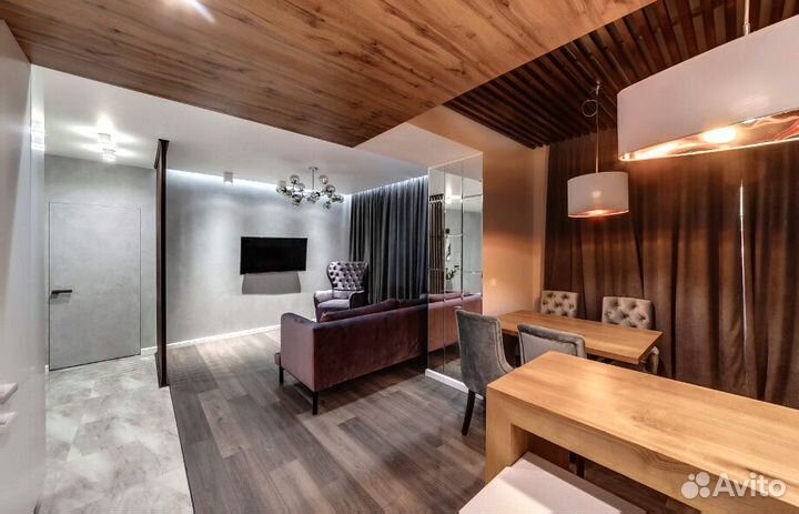 Деревянный потолок из массива дерева