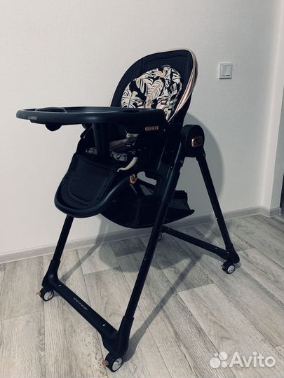 Стульчик для кормления luxmom