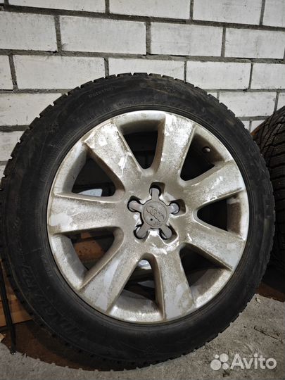 Колеса Audi R18 VAG зима шипованые в сборе