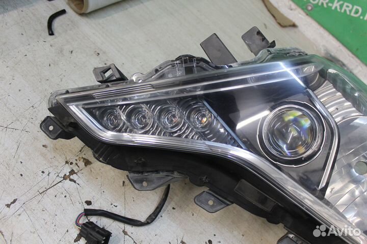 Toyota Land Cruiser Prado 150 Фара левая LED б.у