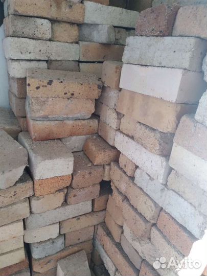 Кирпич шамотный, огнеупорный
