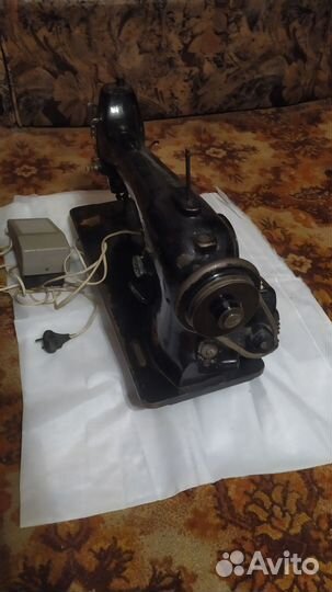 Швейная машинка 22А класс прямо строчная электриче