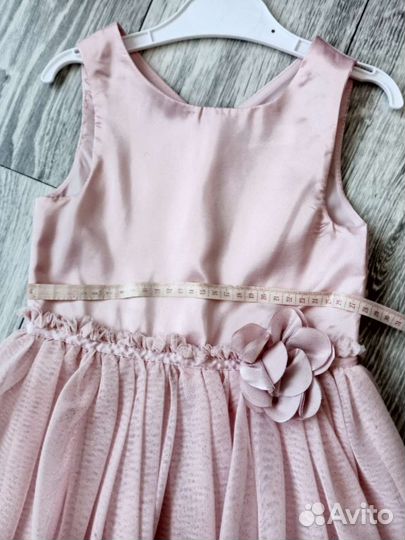 Платье для девочки праздничное