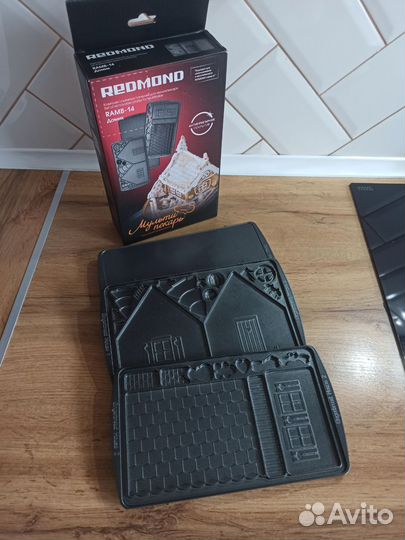 Съёмные панели для мультипекаря Redmond