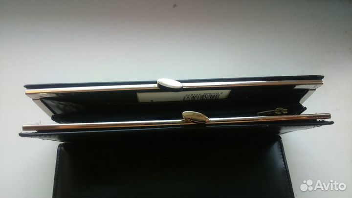 Кожаный портмоне