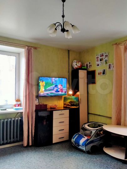 Комната 16,6 м² в 2-к., 1/3 эт.