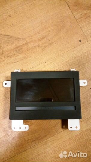 Дисплей компьютера от Subaru tribeka B9