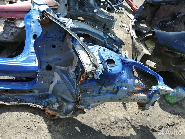 Левая часть кузова четверти крыло лансер 10