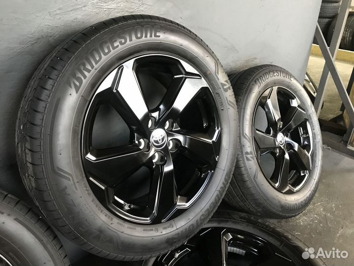 R18 Bridgestone Alenza H/L 33 225/60, PCD 5x114.3 DIA 63.4