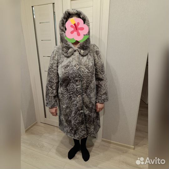 Шуба мутоновая с капюшоном 56