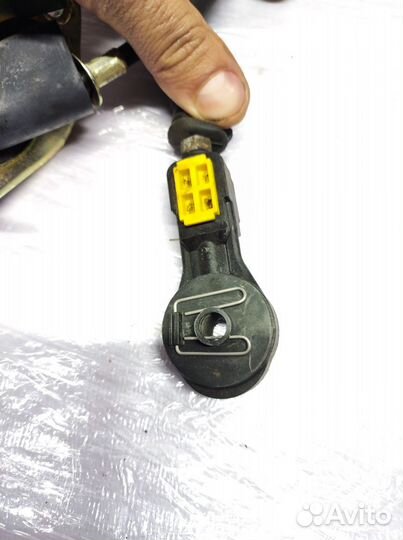 Трос АКПП Volvo S80