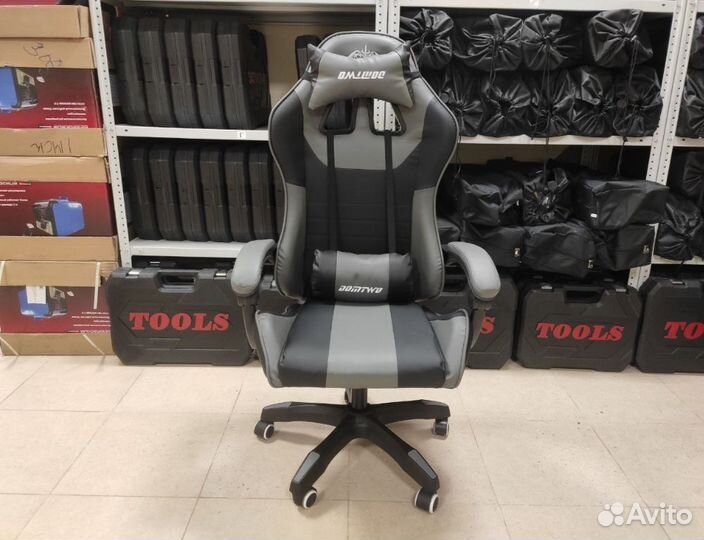 Игровое геймерское кресло компьютерное