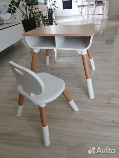 Детский стол и стул